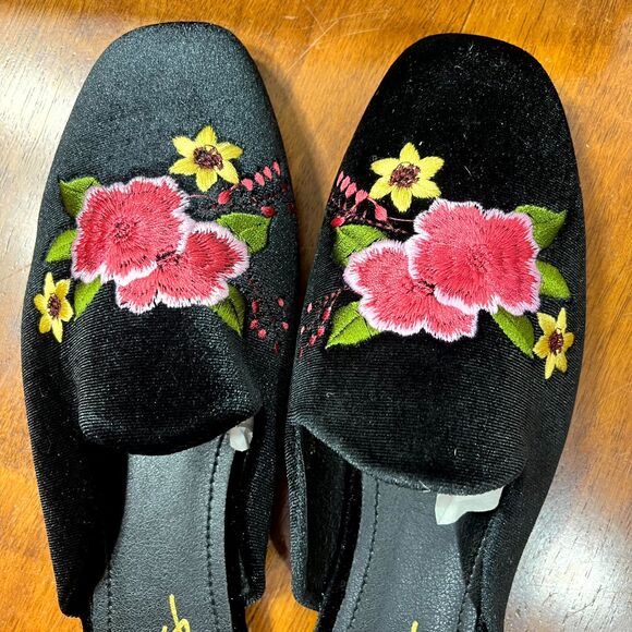 Lulu's Maggy Black‎ Velvet Embroidered Square-Toe Loafer Slides Size 9 - Picture 11 of 15